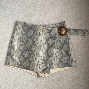 ZARA SNAKESKIN SKORT